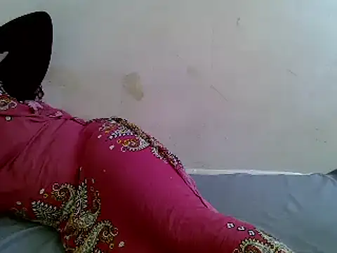 Snapshot of Crystal__Gee chatting on 12.27.24 Crystal  Gee online show from 12.27.24