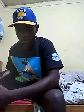 Snapshot of Sexy-prince chatting on 02.02.25 Sexy-prince online show from 02.02.25