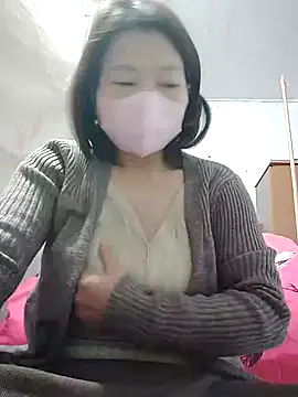 Anna Toy19 online show from 02.11.25