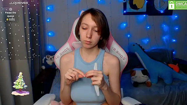 Snapshot of LeahGottty chatting on 12.17.24 LeahGottty online show from 12.17.24