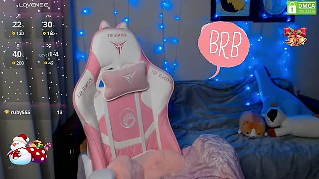 Snapshot of LeahGottty chatting on 12.28.24 LeahGottty online show from 12.28.24