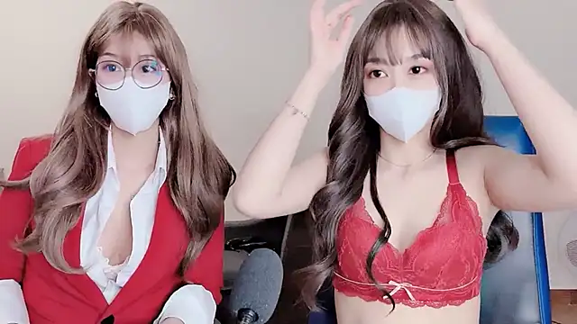 Mono-Stewardesss online show from 01.08.25