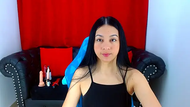 Snapshot of Lila_Pinky chatting on 02.13.25 Lila Pinky online show from 02.13.25