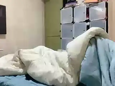 Snapshot of Beijing2000 chatting on 01.10.25 Beijing2000 online show from 01.10.25