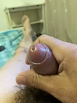 Snapshot of Beijing2000 chatting on 10.14.25 Beijing2000 online show from 10.14.25