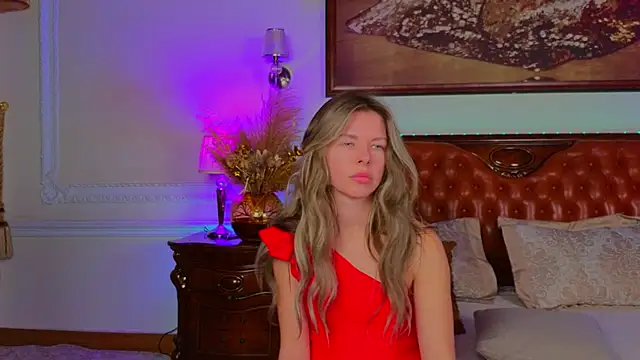 Real Tini online show from 11.13.25