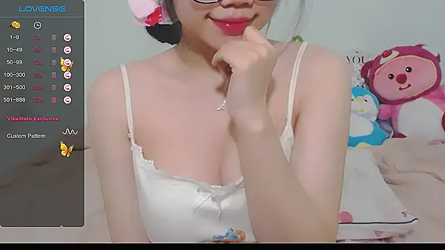 Snapshot of NGOCHA_06 chatting on 12.07.24 NGOCHA 06 online show from 12.07.24