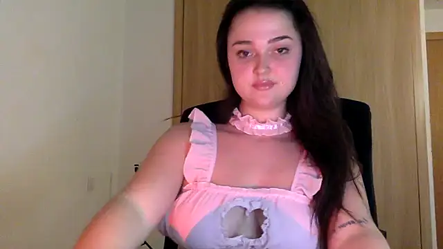 Snapshot of chunliklk chatting on 01.24.25 chunliklk online show from 01.24.25