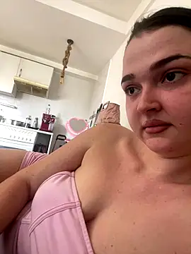 Snapshot of chunliklk chatting on 10.10.25 chunliklk online show from 10.10.25