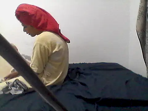 Snapshot of mariy_ chatting on 10.04.25 mariy  online show from 10.04.25