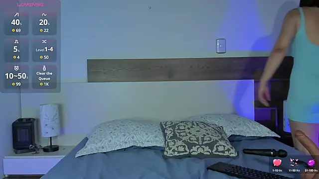 Snapshot of _fullmoon chatting on 01.23.25 fullmoon online show from 01.23.25