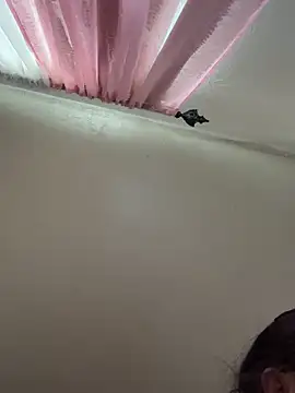 Snapshot of paopira chatting on 10.26.25 paopira online show from 10.26.25