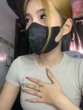 Snapshot of -KathySweet- chatting on 03.18.25 -KathySweet- online show from 03.18.25