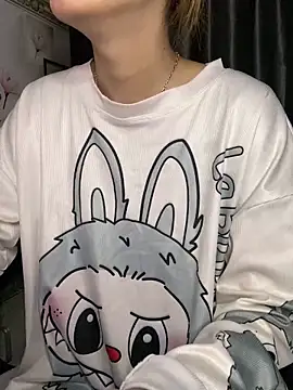 Snapshot of -KathySweet- chatting on 03.20.25 -KathySweet- online show from 03.20.25