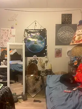 BobbyQ29 online show from 11.29.25