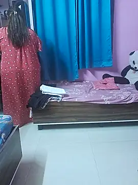 Ravina patil1 online show from 02.03.25