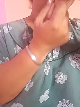 Ravina patil1 online show from 02.07.25