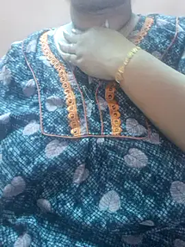 Ravina patil1 online show from 03.05.25