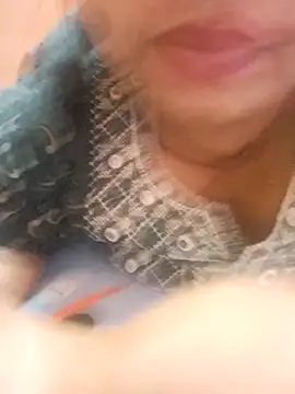 Ravina patil1 online show from 10.03.25