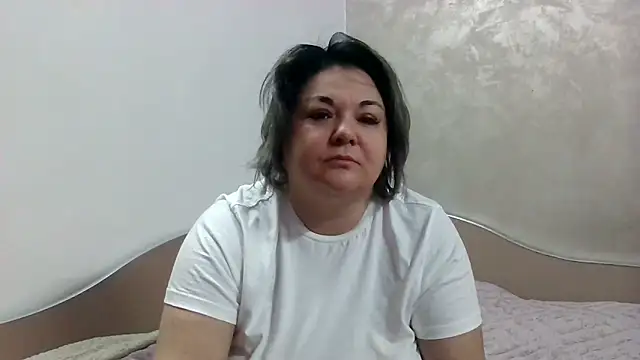 Snapshot of MikyVesela chatting on 02.28.25 MikyVesela online show from 02.28.25