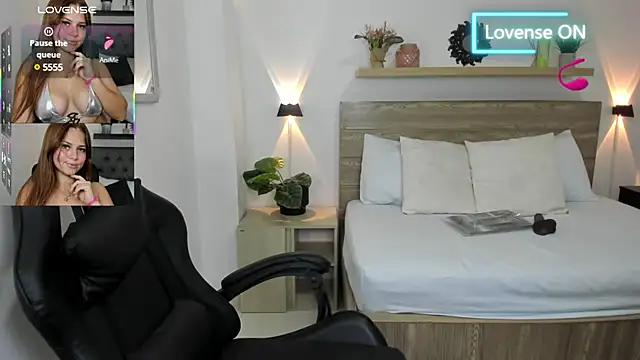 Snapshot of enma30_ chatting on 01.29.25 enma30  online show from 01.29.25