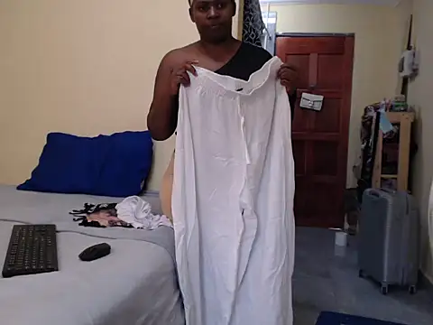 SALTRYHIPS29x online show from 02.21.25