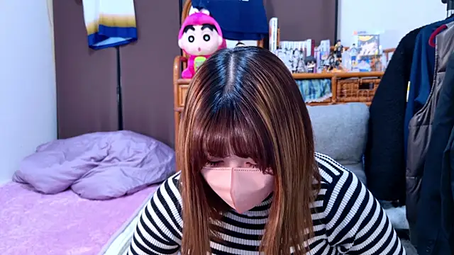 Snapshot of Megu_Melon chatting on 02.05.25 Megu Melon online show from 02.05.25