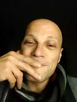 Snapshot of wedge75 chatting on 01.26.25 wedge75 online show from 01.26.25