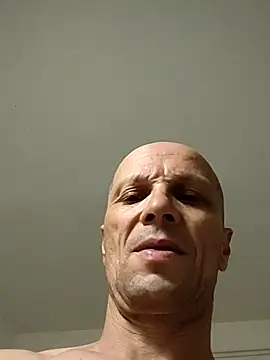 Snapshot of wedge75 chatting on 09.15.25 wedge75 online show from 09.15.25