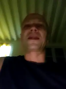 Snapshot of wedge75 chatting on 09.18.25 wedge75 online show from 09.18.25