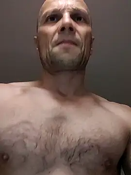 Snapshot of wedge75 chatting on 11.01.25 wedge75 online show from 11.01.25