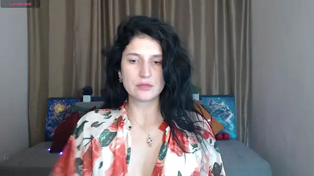 Alianna Solo Kisses online show from 03.18.25