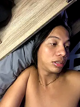 whiteladyboy online show from 12.04.25