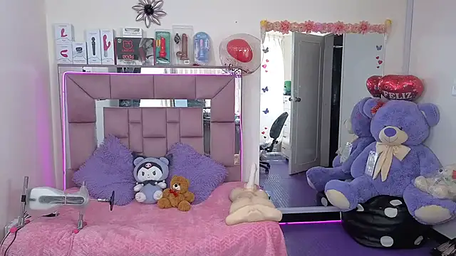 AriadnaCappelletty online show from 10.24.25