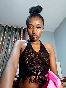 Snapshot of kinkybeby chatting on 10.19.25 kinkybeby online show from 10.19.25