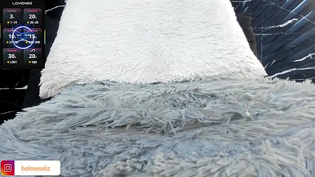 LIZ HOLMES online show from 01.25.25