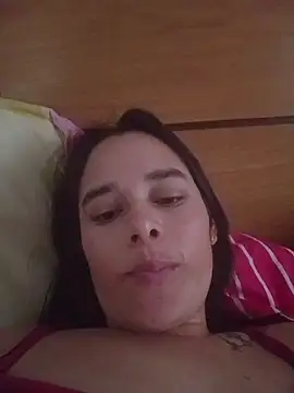 Snapshot of Amelia1_ chatting on 12.04.25 Amelia1 online show from 12.04.25