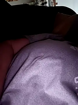 Snapshot of poussychats chatting on 03.12.25 poussychats online show from 03.12.25