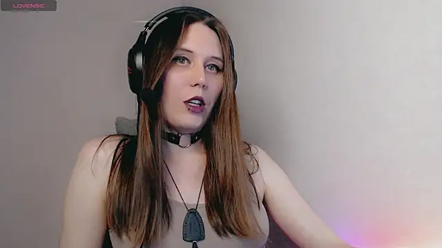 Snapshot of tracy_cooper chatting on 01.27.25 tracy cooper online show from 01.27.25