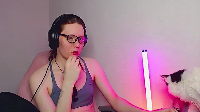 Snapshot of tracy_cooper chatting on 02.25.25 tracy cooper online show from 02.25.25