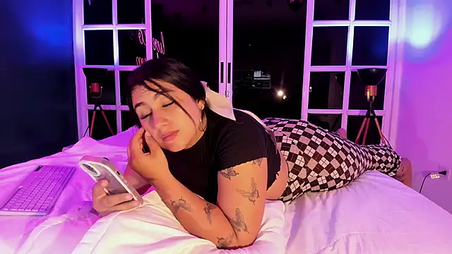 sabrinamilani online show from 02.06.25