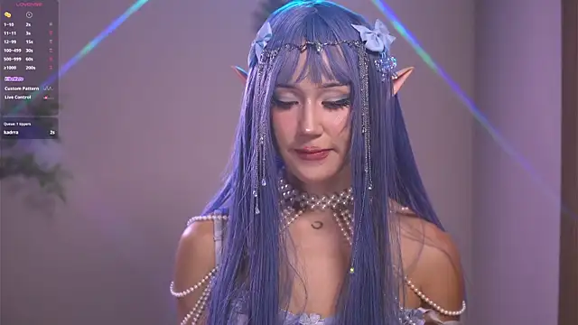 Snapshot of Bella-Franco chatting on 09.08.25 Bella-Franco online show from 09.08.25