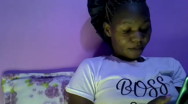 Snapshot of Cute_tamara chatting on 12.12.24 Cute tamara online show from 12.12.24