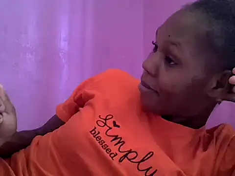 Snapshot of Cute_tamara chatting on 01.18.25 Cute tamara online show from 01.18.25