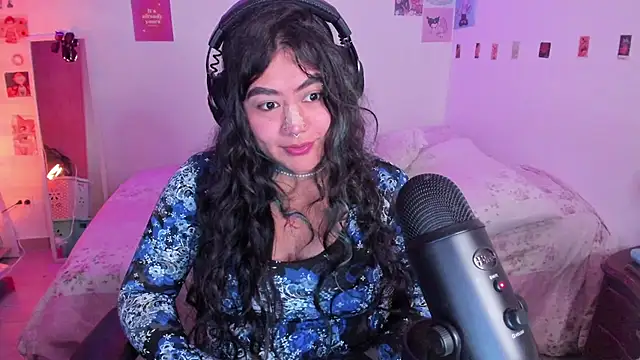 StephaniFox online show from 01.13.25