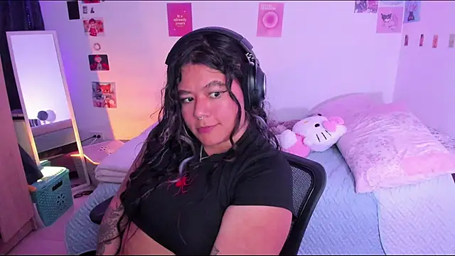 StephaniFox online show from 02.04.25