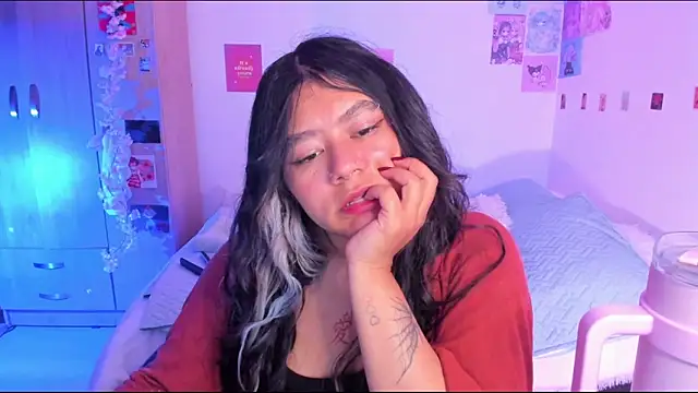 StephaniFox online show from 02.13.25