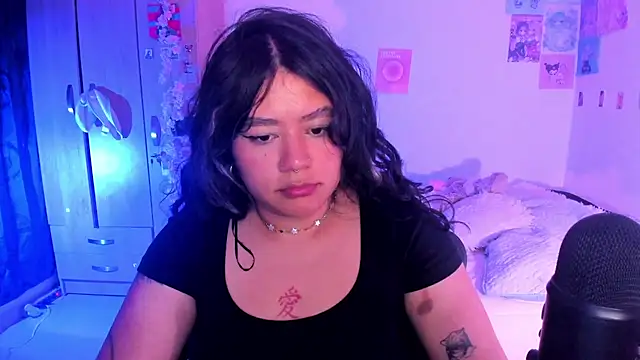 StephaniFox online show from 02.20.25