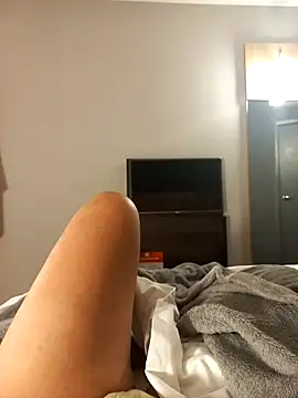 Snapshot of buterfly1519 chatting on 10.31.25 buterfly1519 online show from 10.31.25