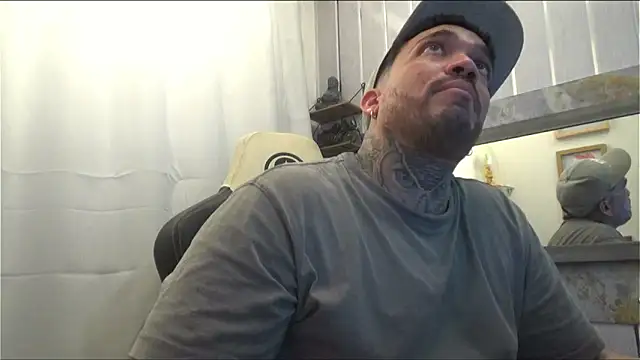 Angel sex latin online show from 10.30.25